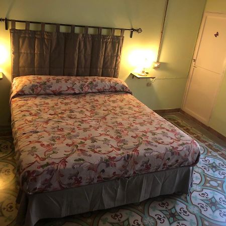 A Casa Di Nonna Vituccia, Nel Cuore Del Salento! Neviano Kültér fotó
